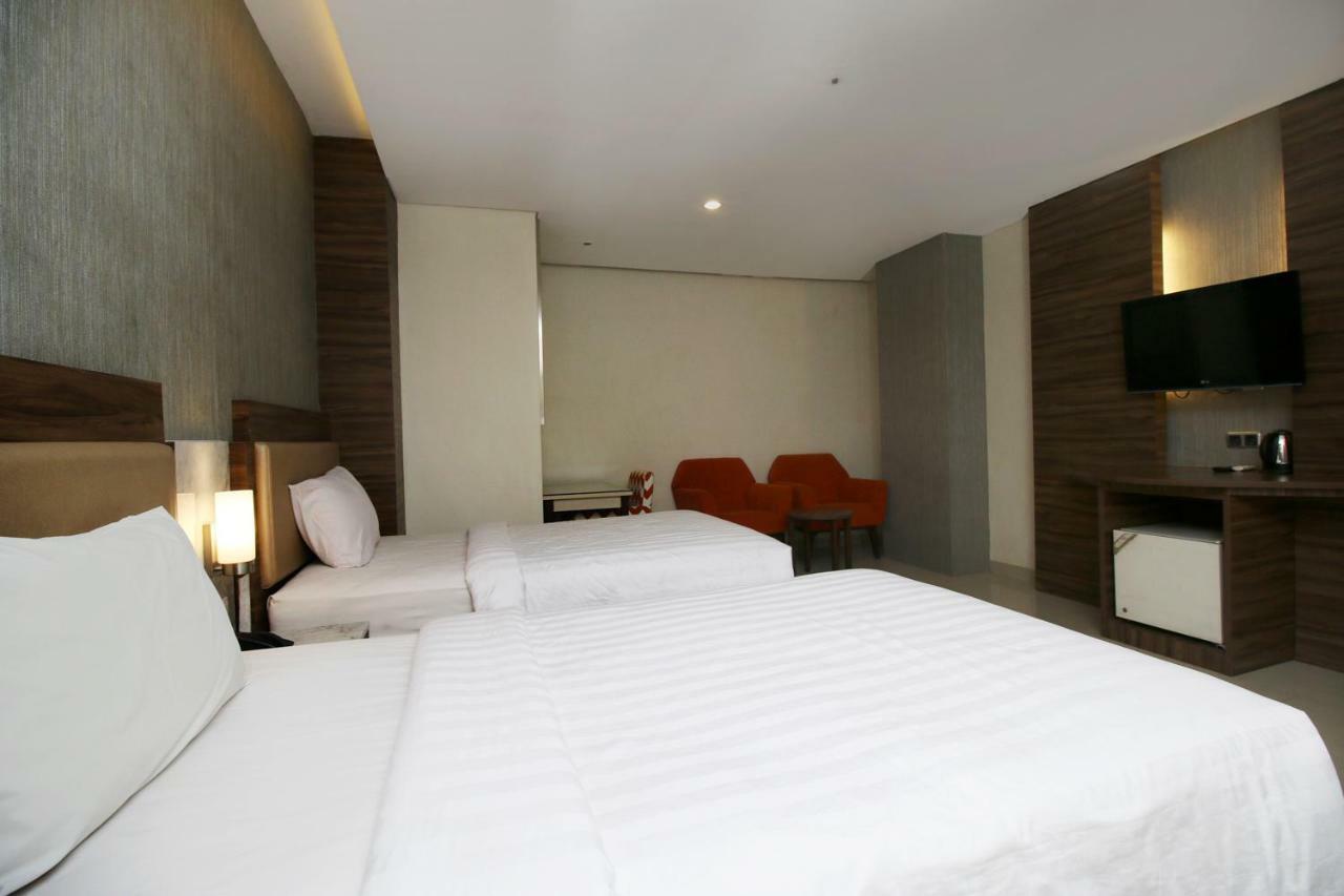 Hotel Melawai 2 Джакарта Стая снимка