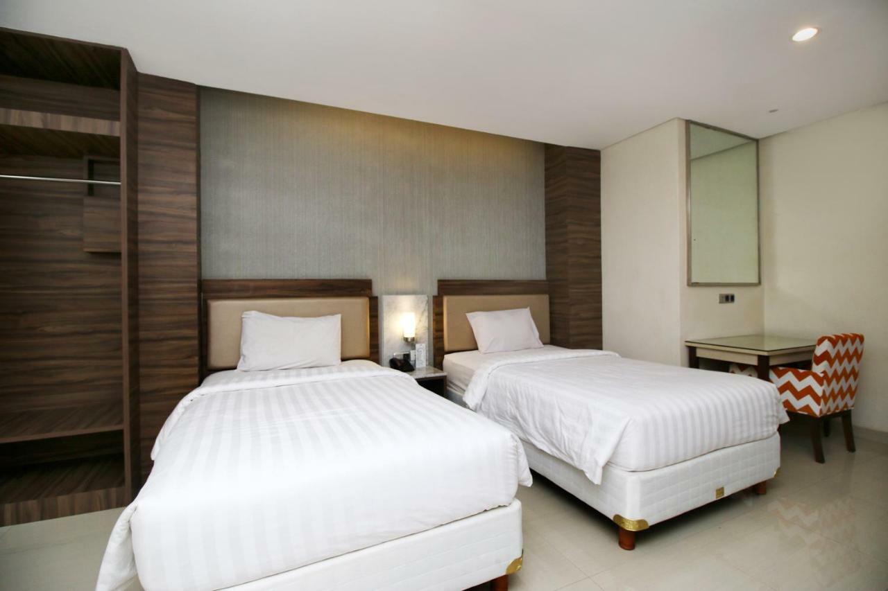 Hotel Melawai 2 Джакарта Стая снимка