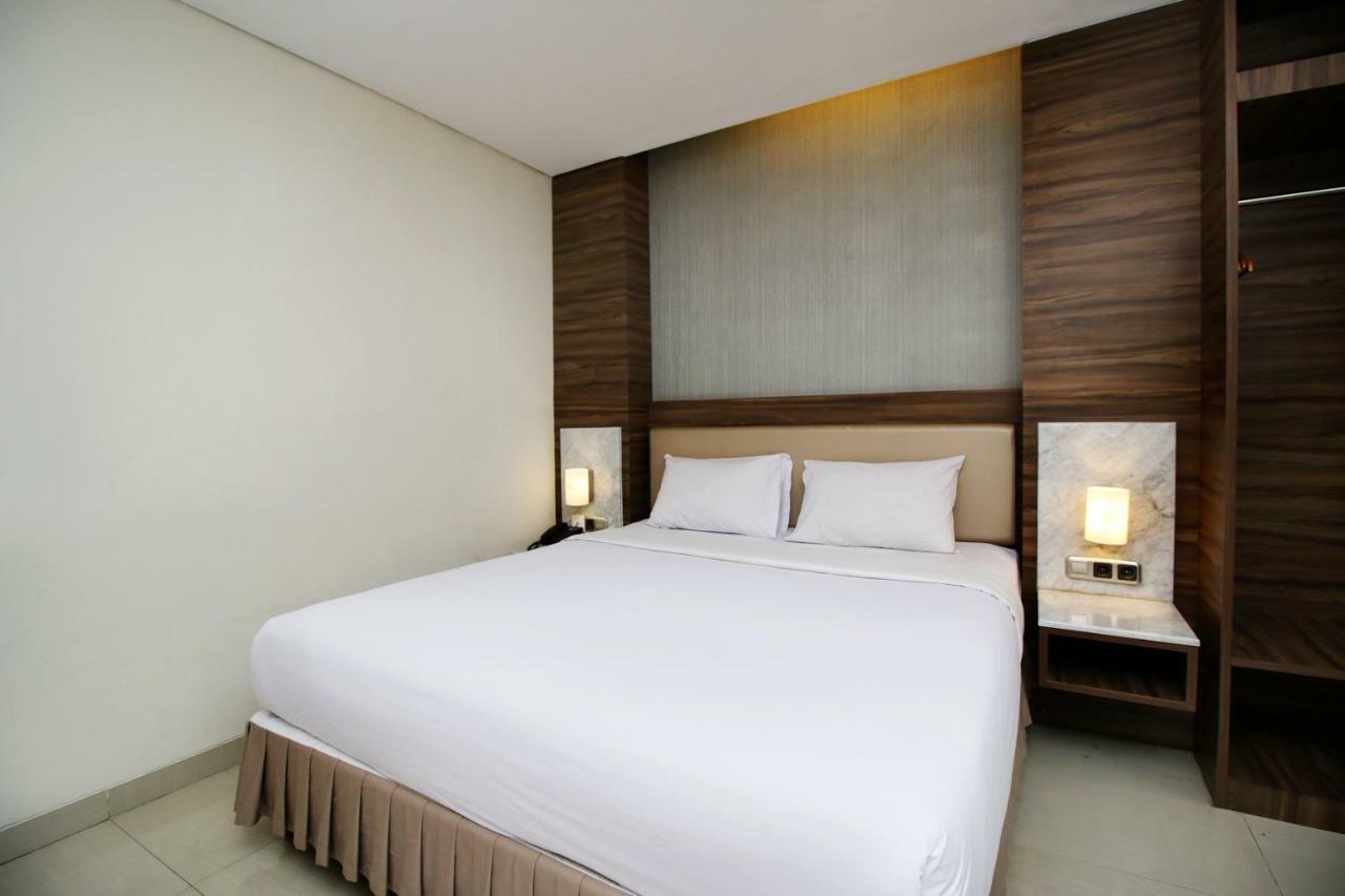Hotel Melawai 2 Джакарта Стая снимка